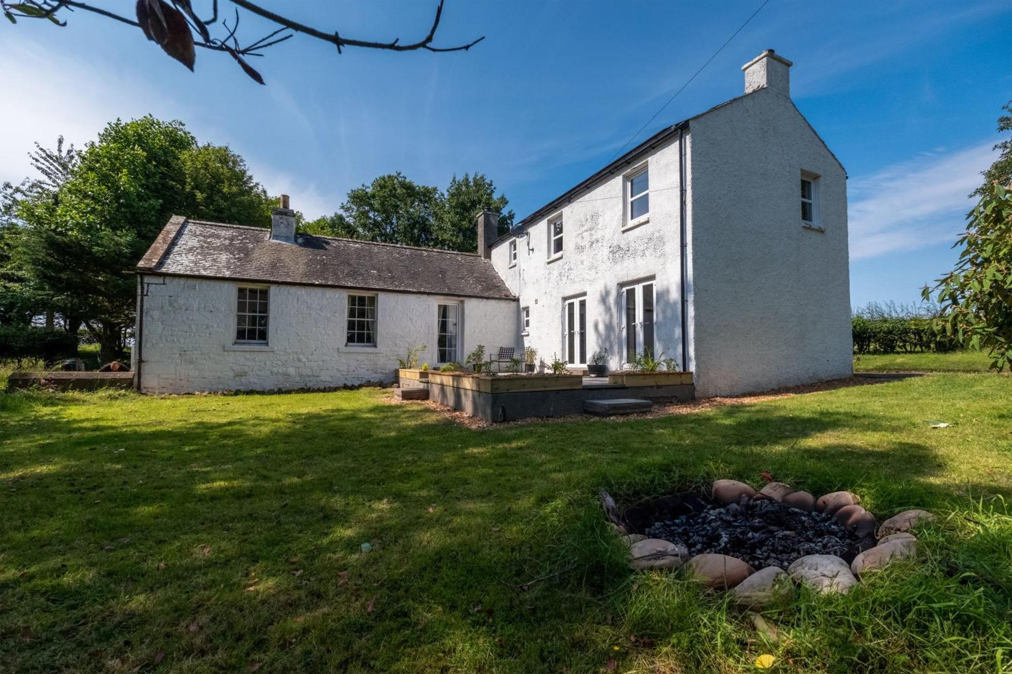 Large Country House With Garden, Outdoor Spa Area & Games Room With Hot Tub And Fire Pit Wigtown Exterior photo